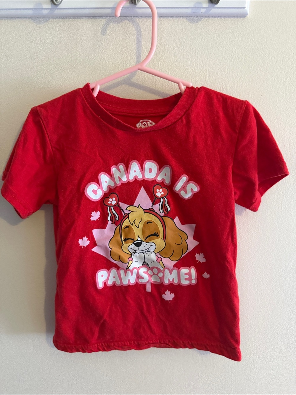 Red "Canada is Pawsome" Kids Graphic Tee